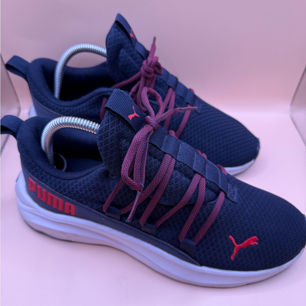 Men’s Puma Dark Blue and Burgundy Athletic Shoes Size 7.5
